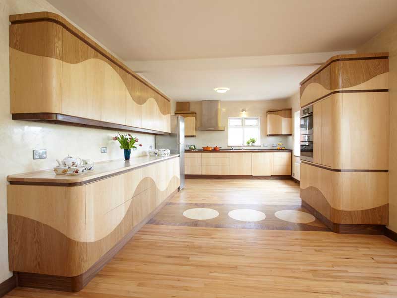 Contemporary-bespoke-kitchen