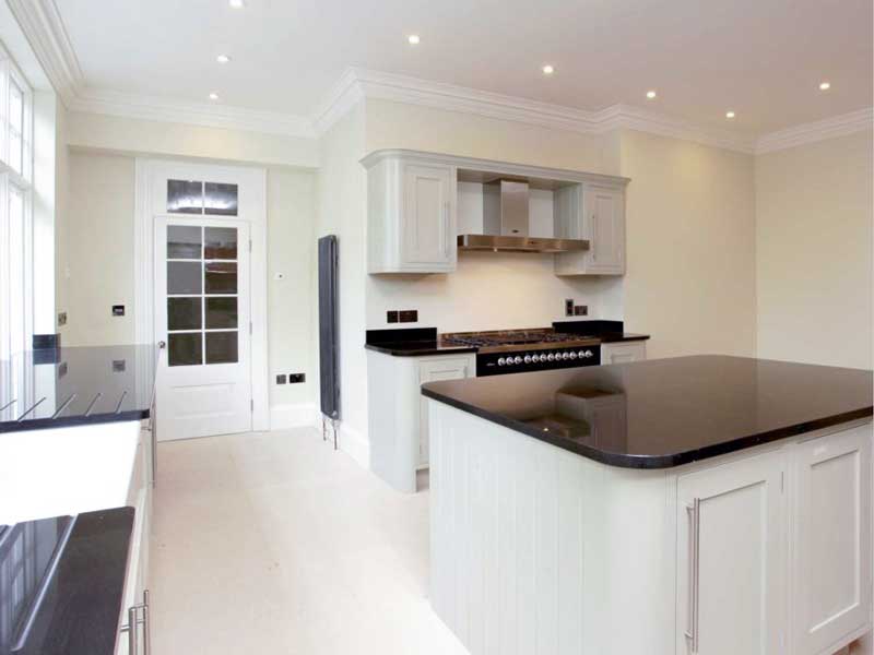 Contemporary-painted-fitted-kitchen