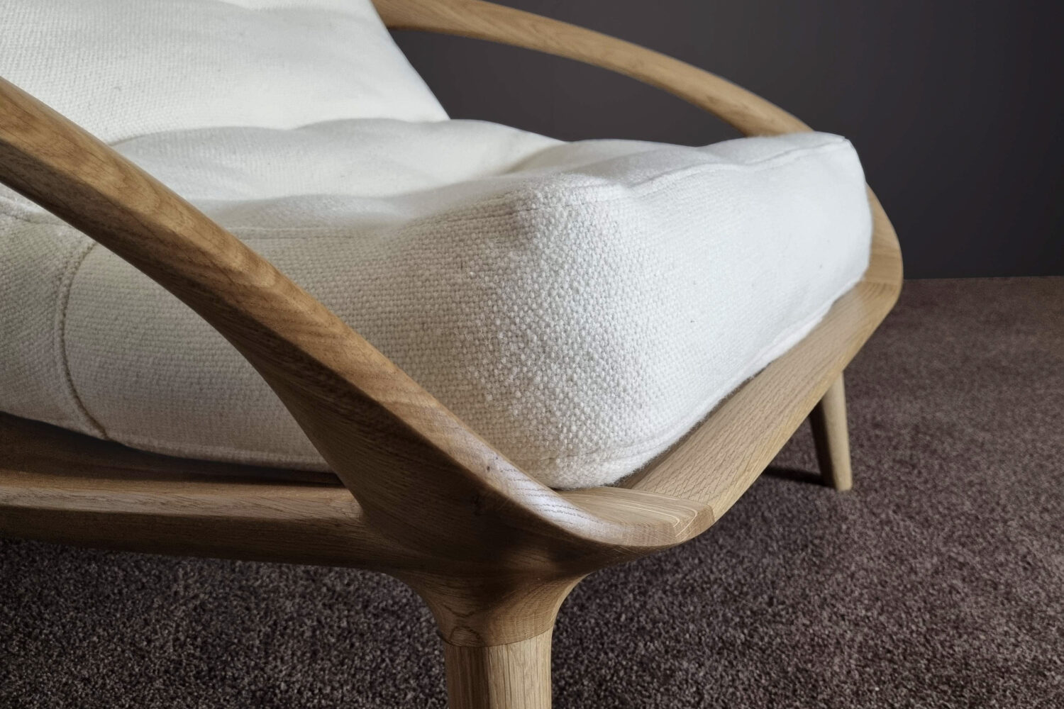 Moor Lounge Chair