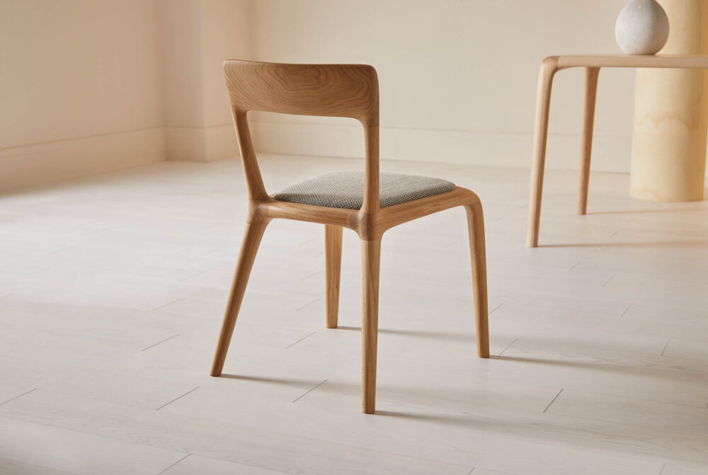 Alternative view of FP/W-3 Chair