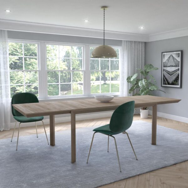 Stepped-Dining-table-extending